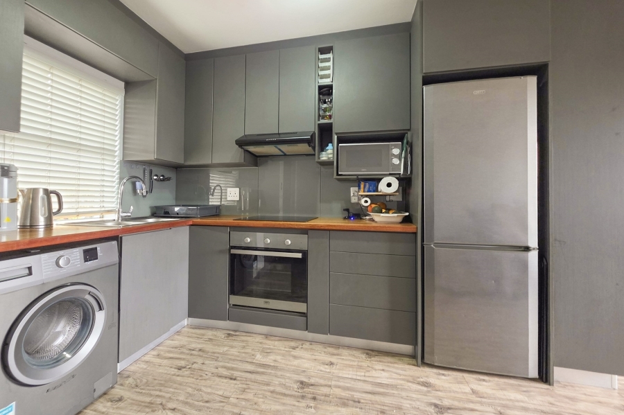 2 Bedroom Property for Sale in Sonstraal Heights Western Cape